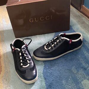 Gucci Men's Black and White Sneakers